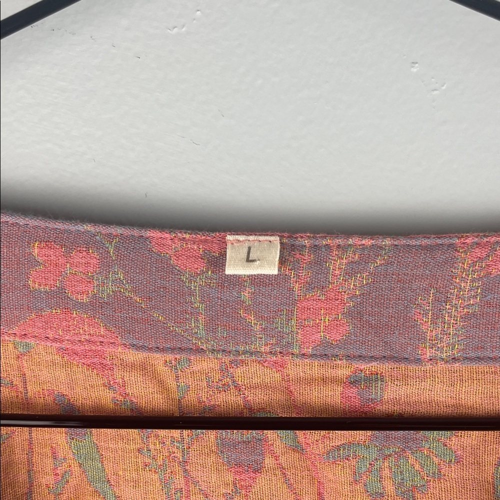 Floral Wrap-Style Wide Sleeve Top in Coral Pink Size L - Picture 10 of 12
